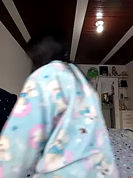 Snapshot of Ariell_Kieran chatting on 03/09/25, 10:41 Ariell Kieran online show from 03/09/25, 10:41