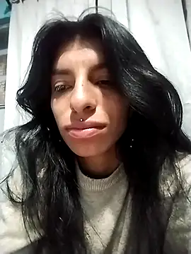 Snapshot of Ariell_Kieran chatting on 09/23/25, 01:19 Ariell Kieran online show from 09/23/25, 01:19