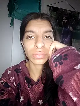 Snapshot of Ariell_Kieran chatting on 09/25/25, 12:47 Ariell Kieran online show from 09/25/25, 12:47