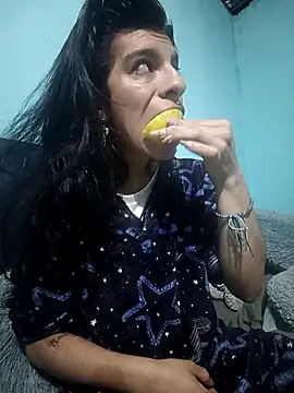 Ariell Kieran online show from 12/03/25, 02:52