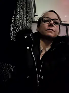 Fuxy-love69 online show from 01/06/26, 03:49