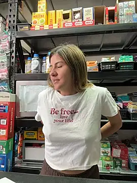 Andrea18 blonde online show from 01/09/26, 02:31