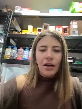 Andrea18 blonde online show from 02/17/26, 12:01