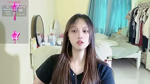 xunian71O online show from 07/25/26, 06:55