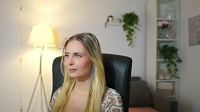 catecrago  online show from 09/15/25, 01:00