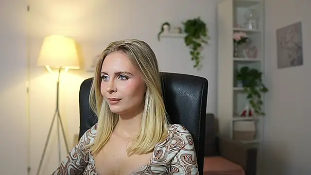 catecrago  online show from 10/08/25, 01:20