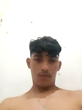 Snapshot of blzin20 chatting on 03/02/25, 04:21 blzin20 online show from 03/02/25, 04:21