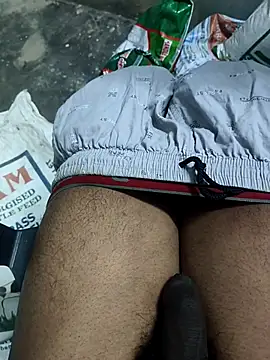 Snapshot of omni_333 chatting on 02/25/26, 01:21 omni 333 online show from 02/25/26, 01:21