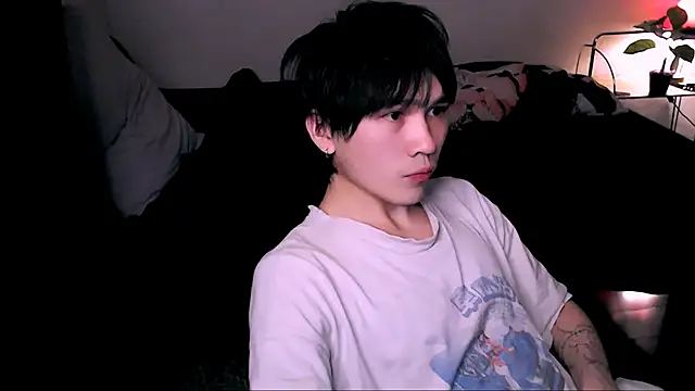 Snapshot of rennnuts chatting on 11/23/25, 09:42 rennnuts online show from 11/23/25, 09:42