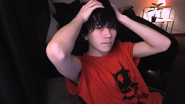 Snapshot of rennnuts chatting on 12/04/25, 03:43 rennnuts online show from 12/04/25, 03:43