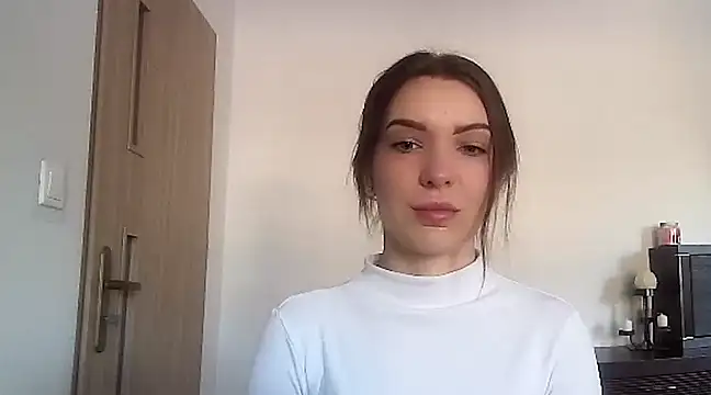 aurora lust online show from 03/18/25, 07:52