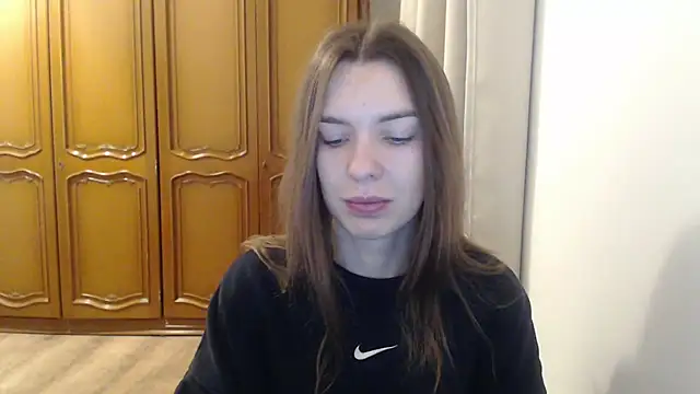 aurora lust online show from 12/03/25, 06:32