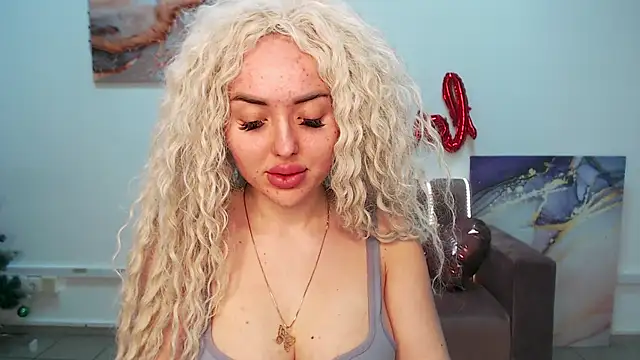 MissisCaty online show from 02/06/25, 10:43