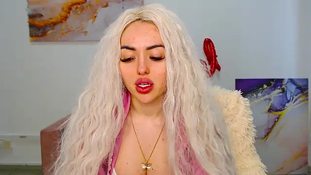 MissisCaty online show from 03/21/25, 06:38