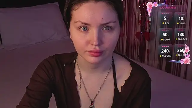 Lora Rosee online show from 07/07/26, 02:32