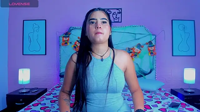  Emma whiitee  online show from 10/26/25, 12:55