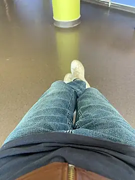 Snapshot of Avignon1963 chatting on 04/10/26, 09:58 Avignon1963 online show from 04/10/26, 09:58