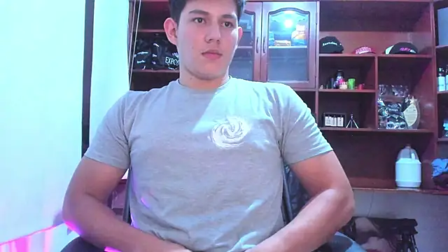 JamesCr  online show from 02/04/25, 08:56