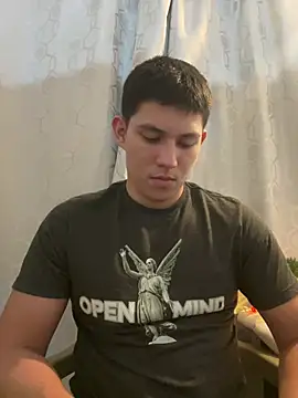 JamesCr  online show from 03/04/25, 12:18