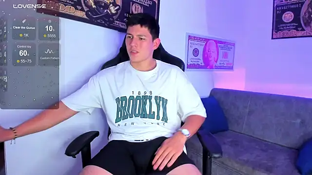 JamesCr  online show from 03/10/25, 08:23