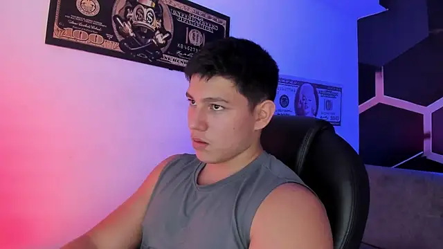 JamesCr  online show from 09/30/25, 03:00