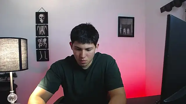 JamesCr  online show from 10/22/25, 02:01