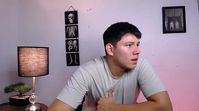 JamesCr  online show from 11/14/25, 10:51