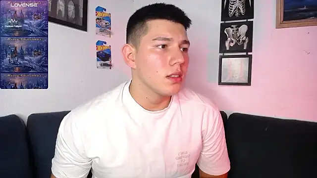 JamesCr  online show from 12/22/25, 12:07