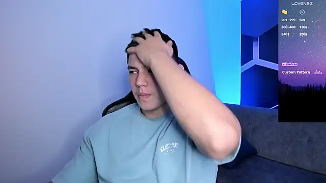 JamesCr  online show from 01/14/26, 03:45