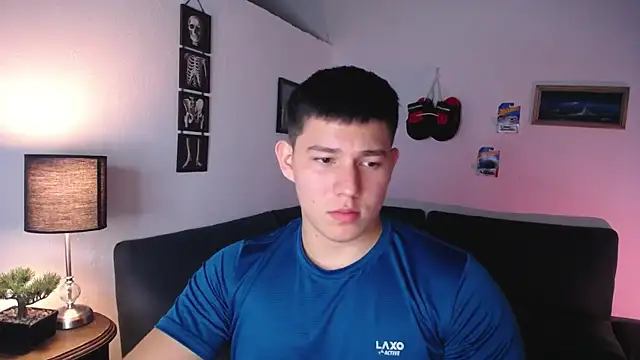 JamesCr  online show from 02/20/26, 01:02