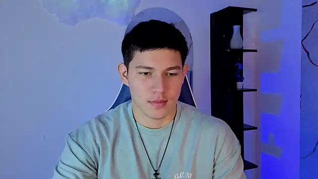 JamesCr  online show from 05/21/26, 12:34