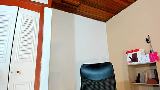 Violetta 0 online show from 02/24/26, 01:31