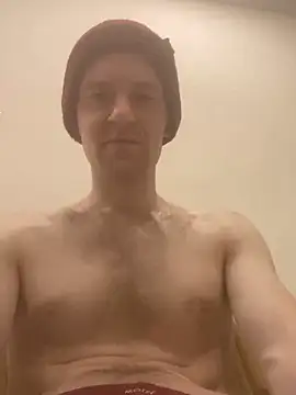 Snapshot of LynnAhNight chatting on 02/25/25, 03:09 LynnAhNight online show from 02/25/25, 03:09