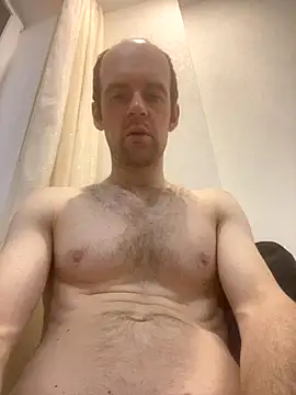 Snapshot of LynnAhNight chatting on 10/24/25, 03:14 LynnAhNight online show from 10/24/25, 03:14