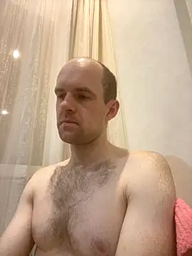 Snapshot of LynnAhNight chatting on 11/05/25, 03:28 LynnAhNight online show from 11/05/25, 03:28