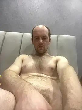 Snapshot of LynnAhNight chatting on 01/09/26, 01:47 LynnAhNight online show from 01/09/26, 01:47