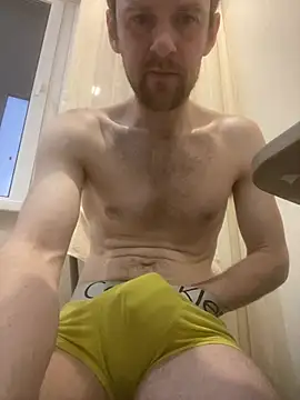 LynnAhNight online show from 03/27/26, 03:12