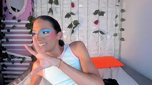 Snapshot of cassidy_blossom chatting on 02/07/25, 02:50 cassidy blossom online show from 02/07/25, 02:50