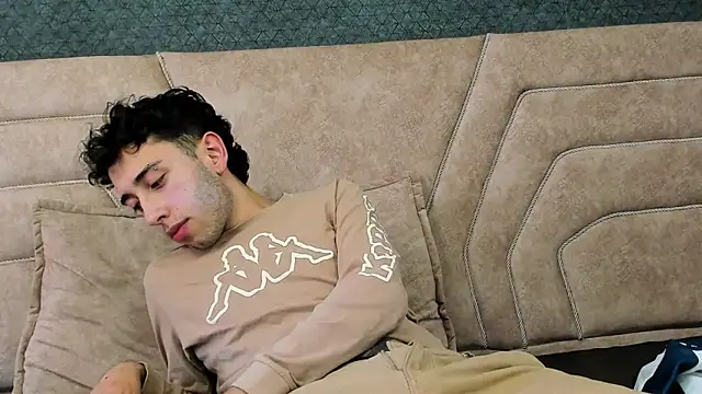 Snapshot of erickblaze_wm chatting on 02/06/25, 07:07 erickblaze wm online show from 02/06/25, 07:07