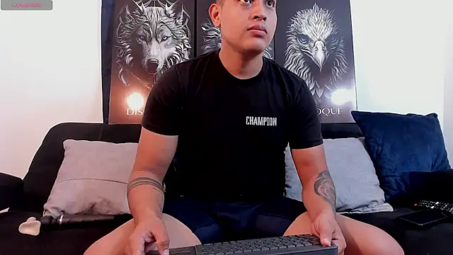 JohanSmith online show from 02/15/25, 02:22