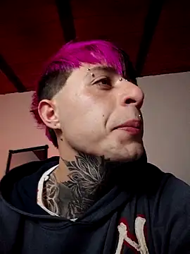 7 Saturno 7 online show from 11/22/25, 02:54