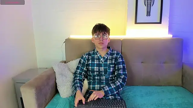 PepperTwink online show from 02/26/25, 12:58