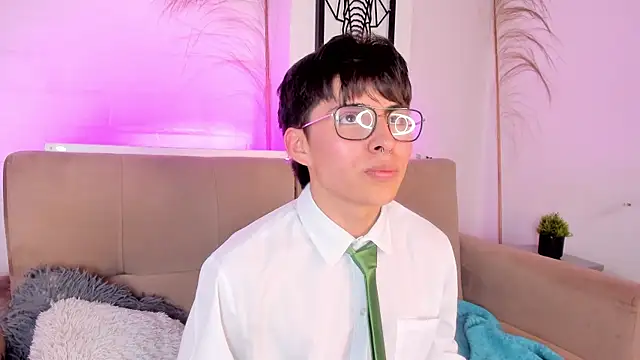 PepperTwink online show from 03/19/25, 01:07