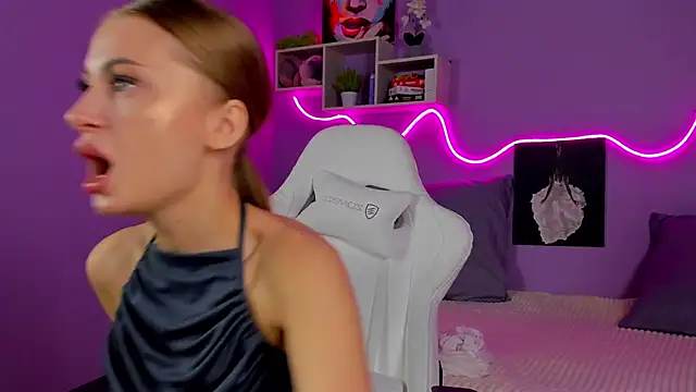 AnitaLamb online show from 02/26/25, 04:58