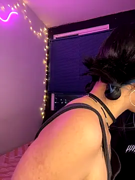 mavimist   online show from 10/25/25, 01:02