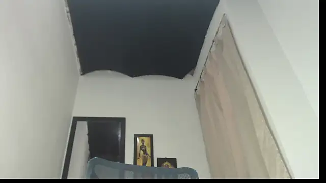 Snapshot of lolplipiwg chatting on 02/18/26, 07:21 lolplipiwg online show from 02/18/26, 07:21