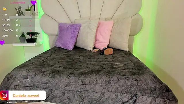 Danielaangelina online show from 03/18/26, 05:54