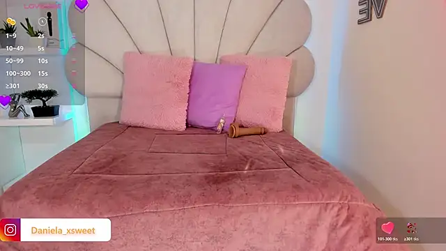 Danielaangelina online show from 04/07/26, 05:52