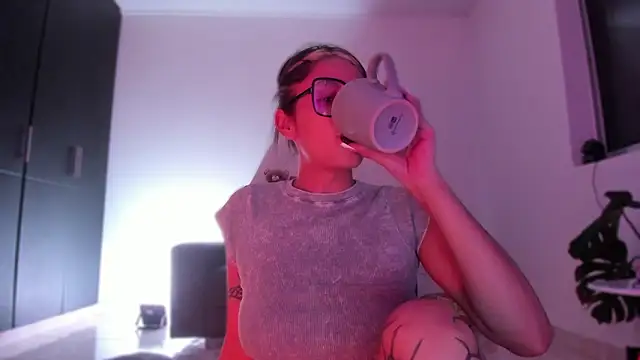 ggor4w33 online show from 03/20/26, 06:18