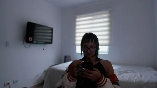 ggor4w33 online show from 03/28/26, 01:00